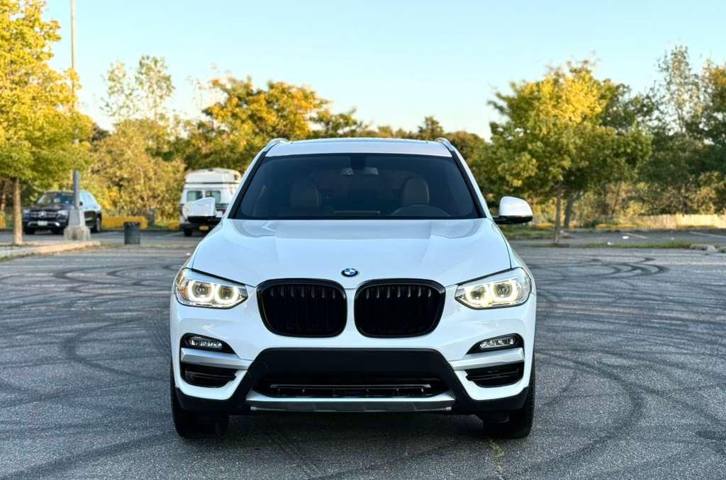 BMW X3 xDrive 2018 – SUV Premium AWD | Disponible à Dakar